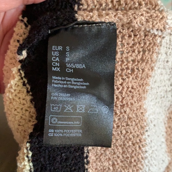 H&M color-block long-sleeve top - Picture 4 of 4